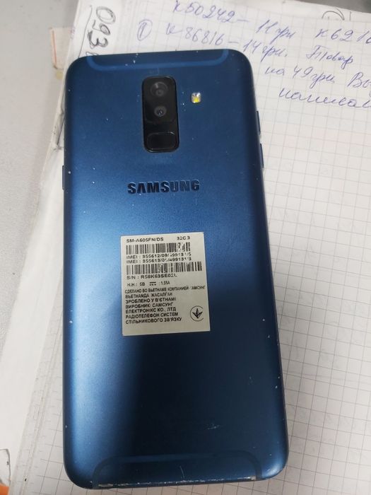 Продам на запчасти Самсунг А6+.