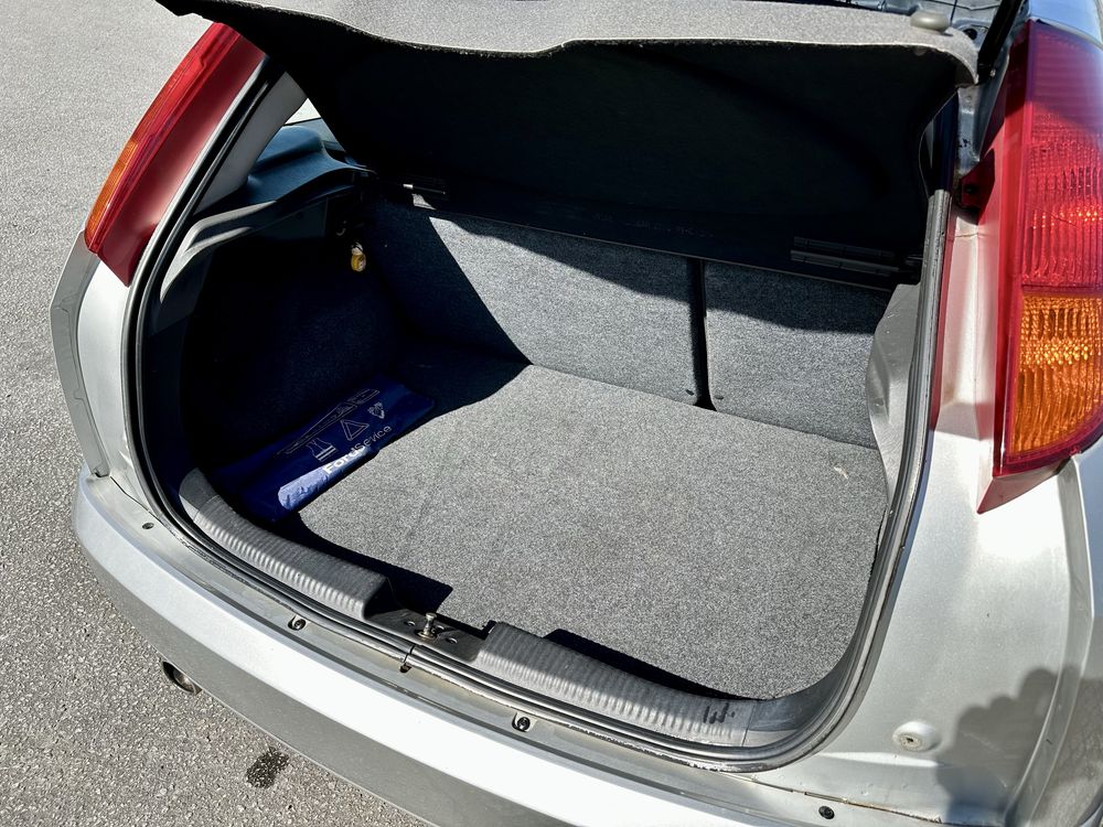Ford Focus F2000 Gasolina/GPL