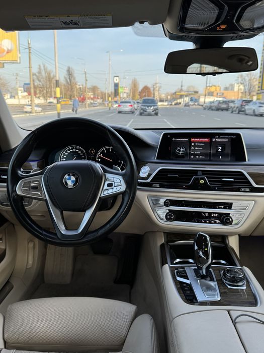 BMW 7 Series 740iL