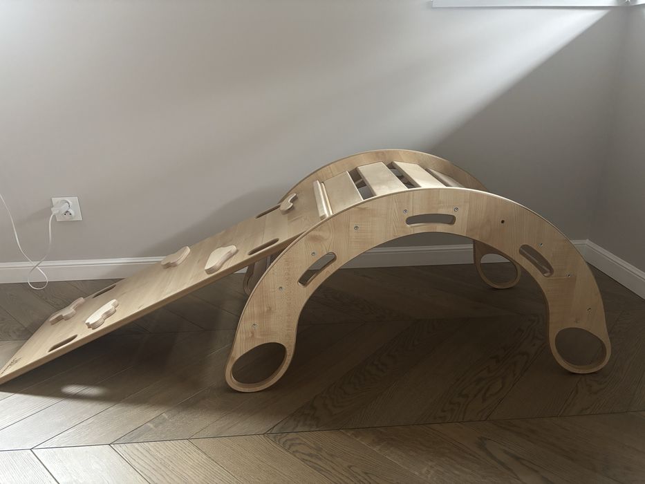 Bujak ze ścianką montessori woodeczka