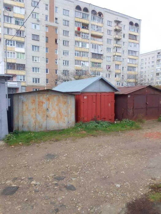 Контейнер під реалізацію (маф).