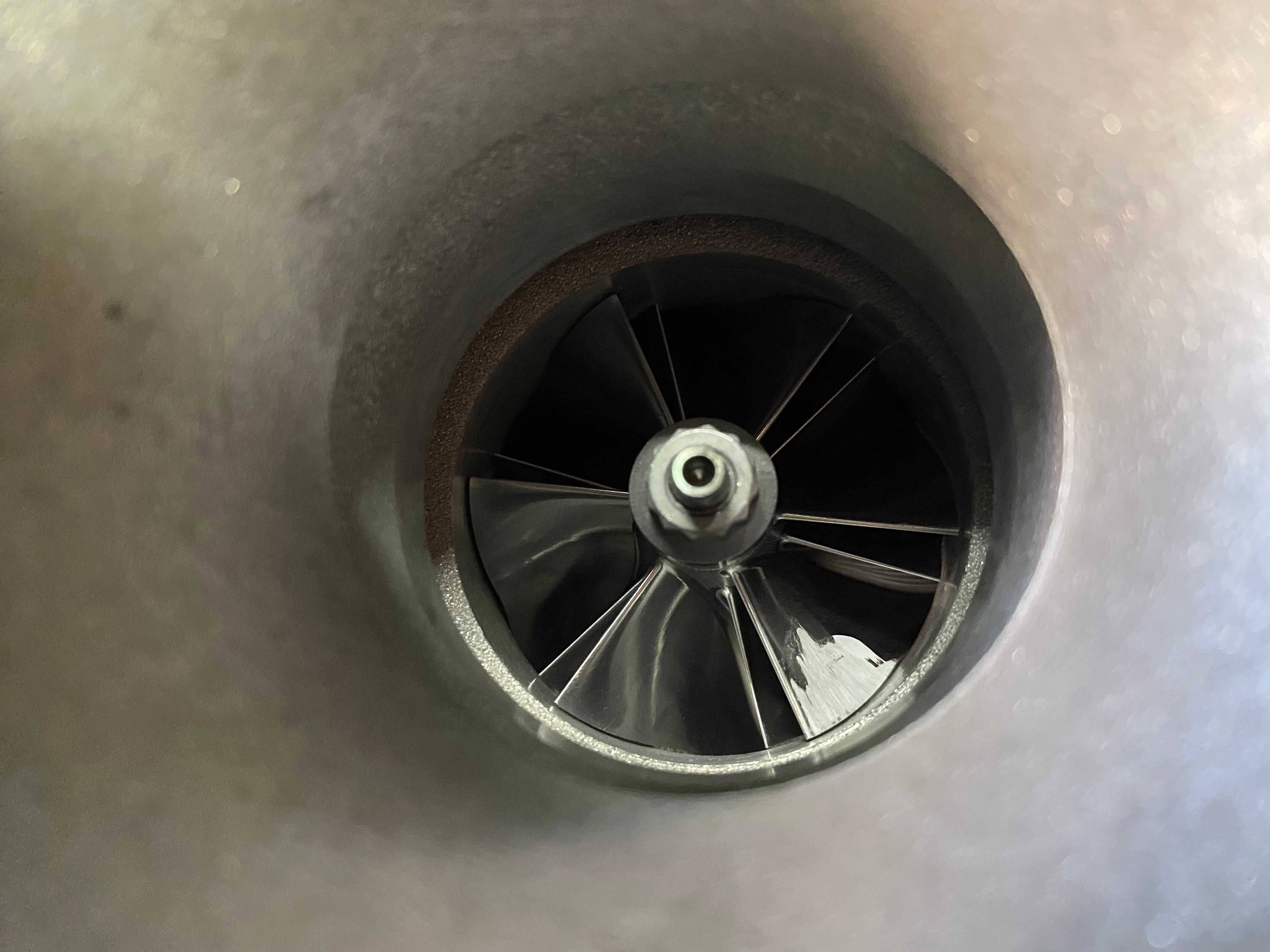 Turbina Turbosprężarka E87 E90 E91 E60 X3 2.0 177KM HyBrYdA