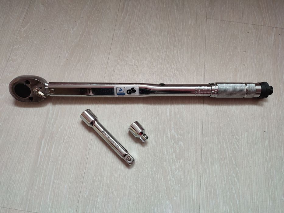 Динамометрический ключ 1/2 переходник 1/2 ×3/8 INTERTOOL XT- 9007