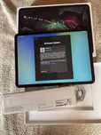 Ipad 11 Pro  Cellular  perfekcyjny. Etui gratis