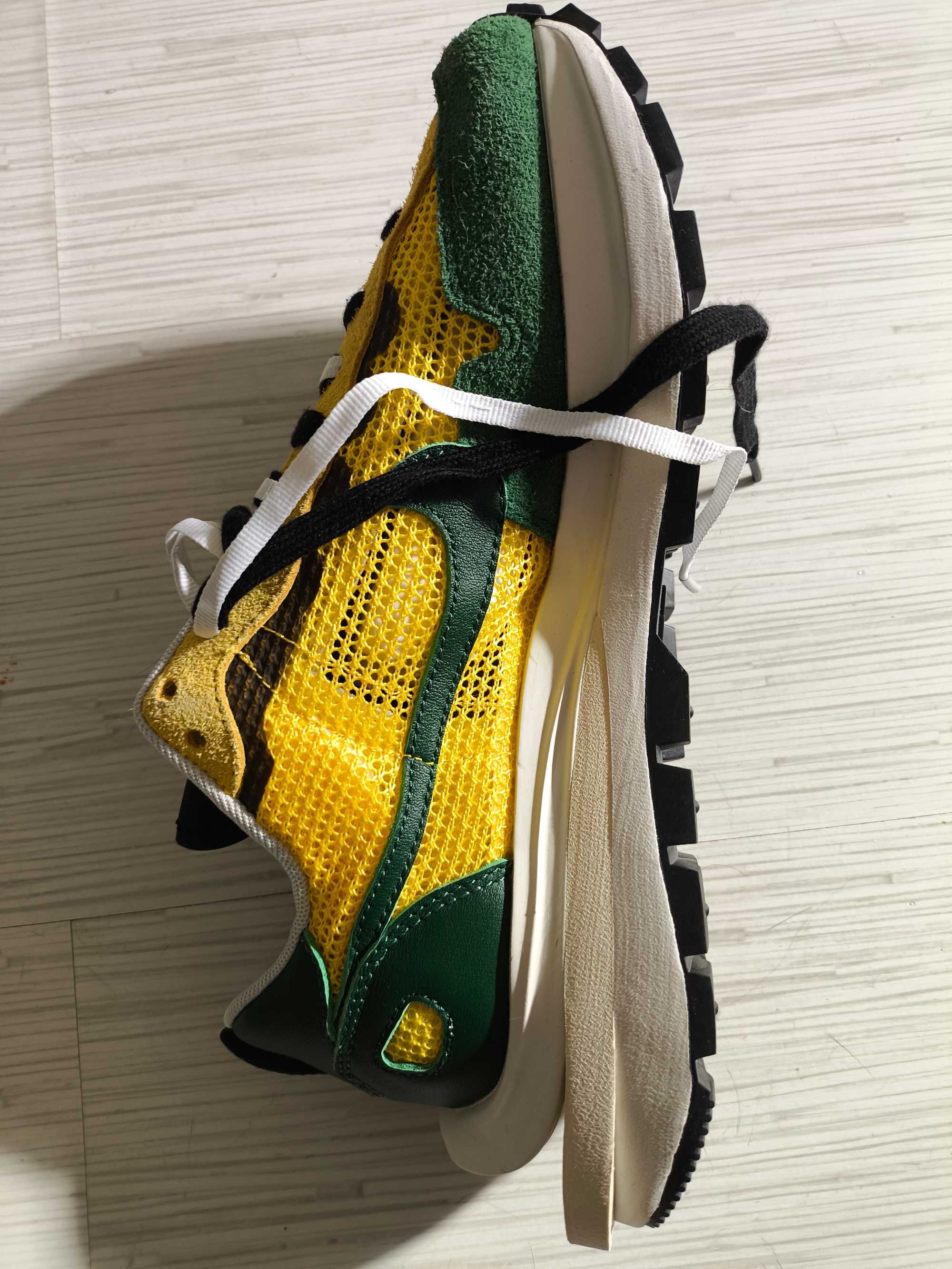 Nike Sacai Vapowaffle 43