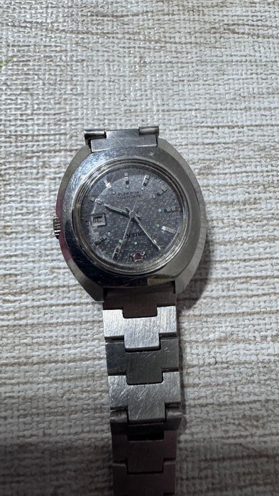 Religio Feminino Orient em bom estado