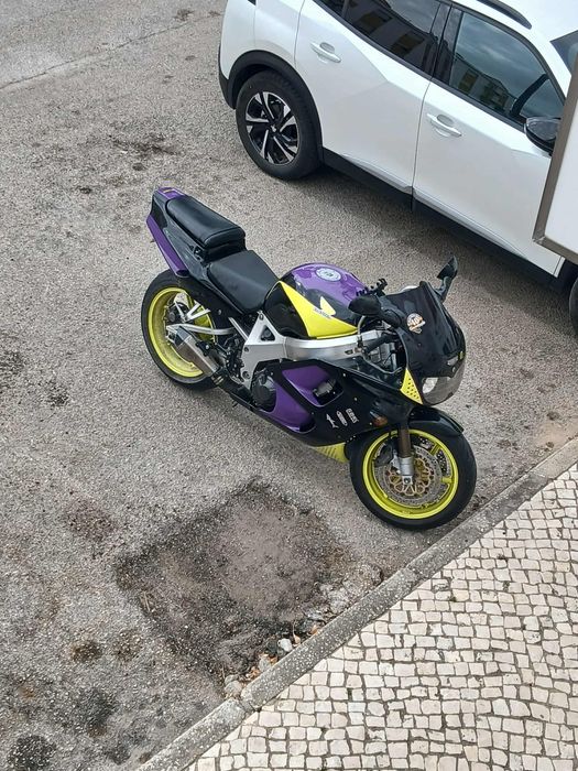 Cbr 900 rr 1995 sc 28