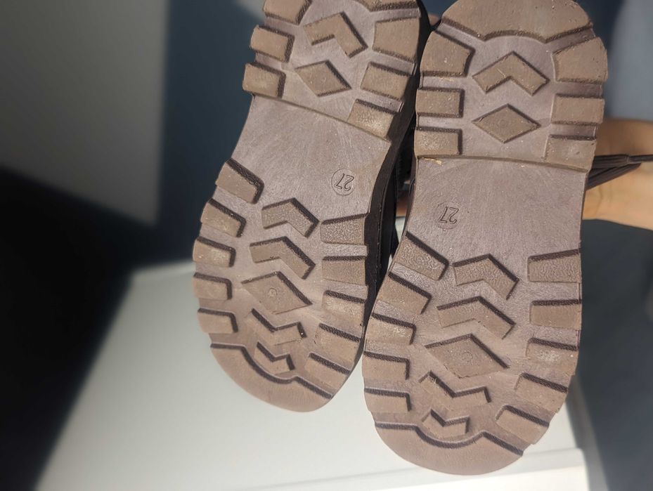 Buty chłopięce trapery 27 jesień zima brązowe ocieplane prawie nowe