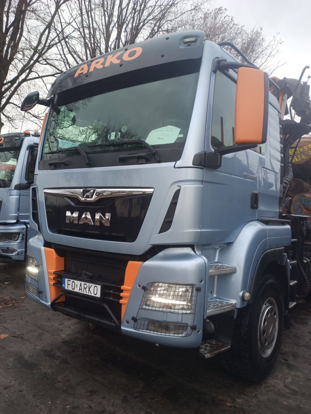 MAN 33.500 drewna Epsilon 250z + Umikov