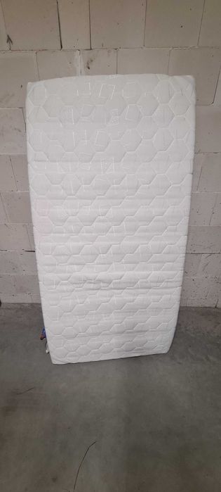 Materac na łóżko dziecięce 160x80
