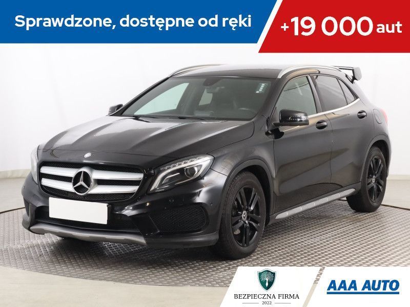 Mercedes-Benz GLA GLA 200 Urban , Automat, Skóra, Navi, Xenon, Bi-Xenon, Klima,