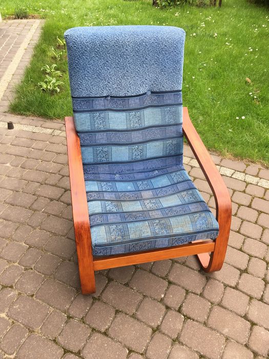Fotel bujany drewniany wypoczynkowy