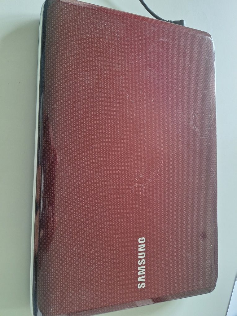 Laptop Samsung R530
