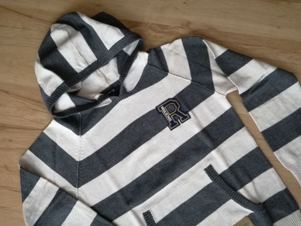 Sweter z kapturem RESERVED chłopiec 140