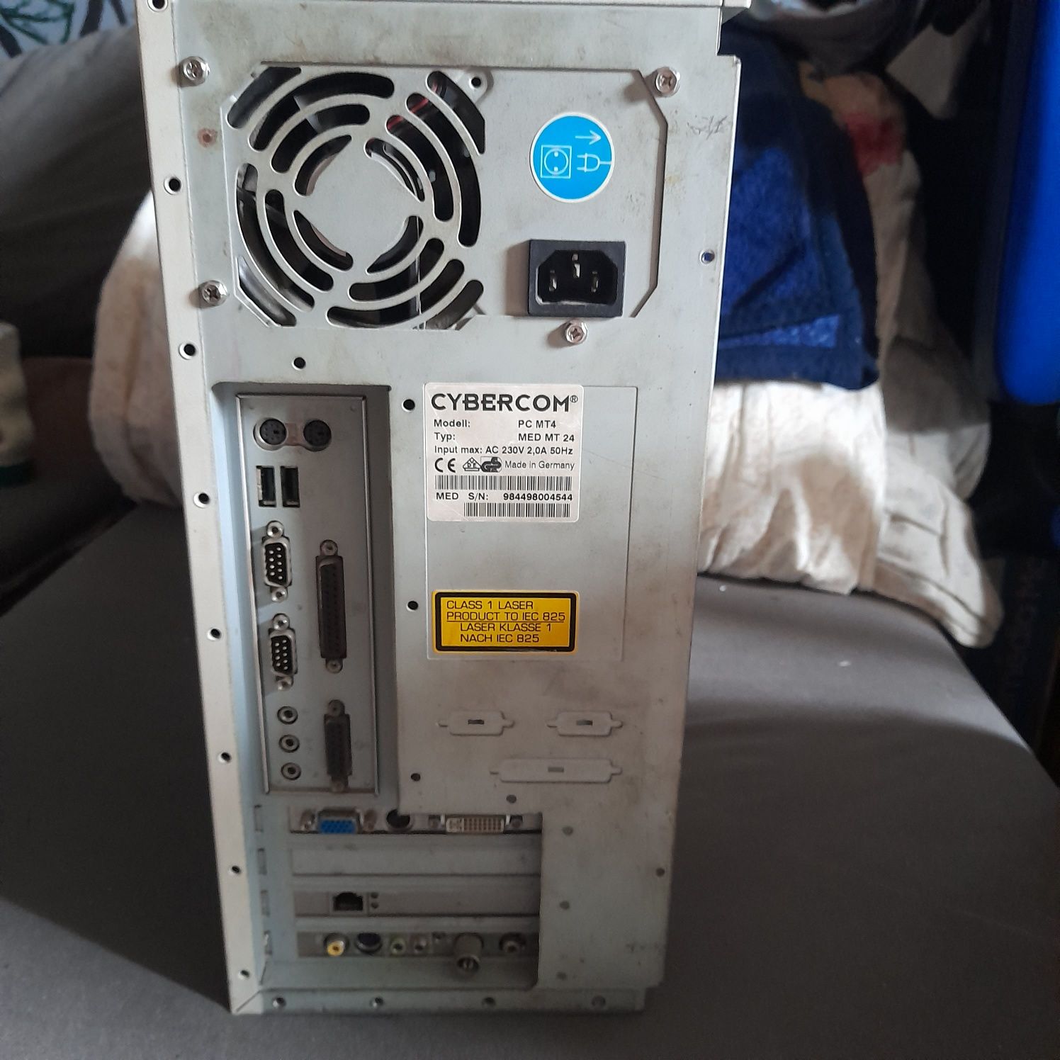 Komputer retro p3 450mhz 128mb