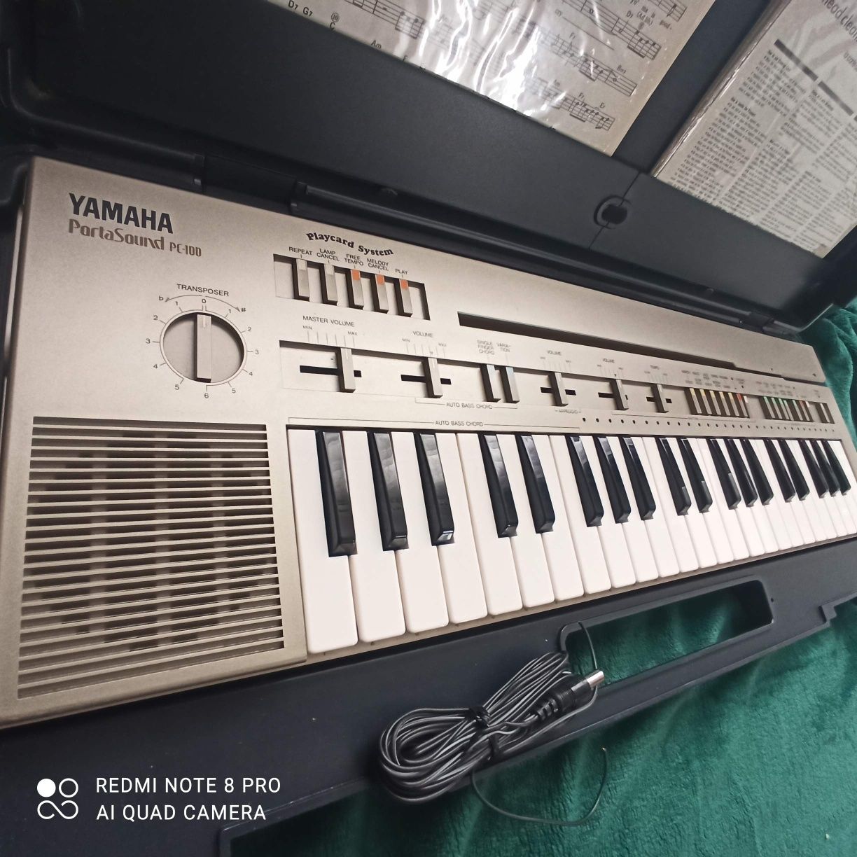 Keyboard Klasyczna klawiatura elektroniczna Yamaha PortaSound Pc-100 z
