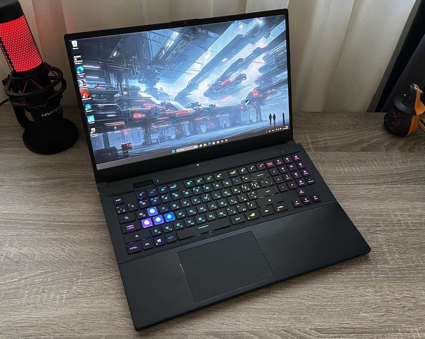 4K, 16гб карта RTX! Asus ROG Zephyrus 17 (RTX 3080, 4070 ,5060)