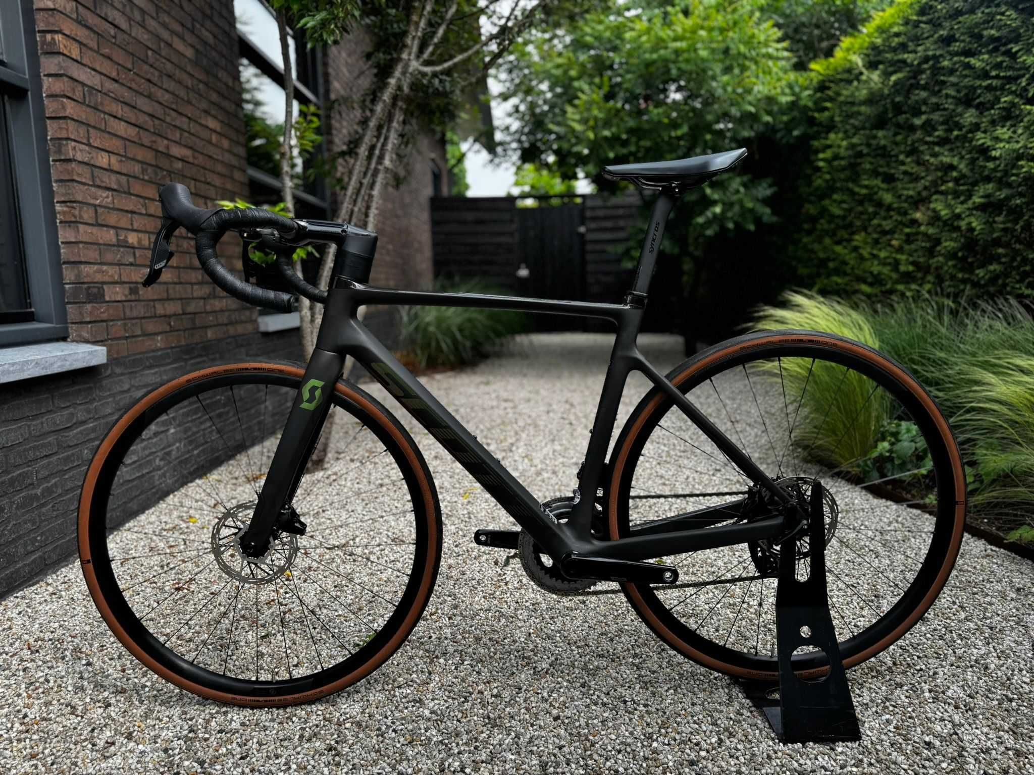 Bicicleta SCOTT Addict RC 30 2024
