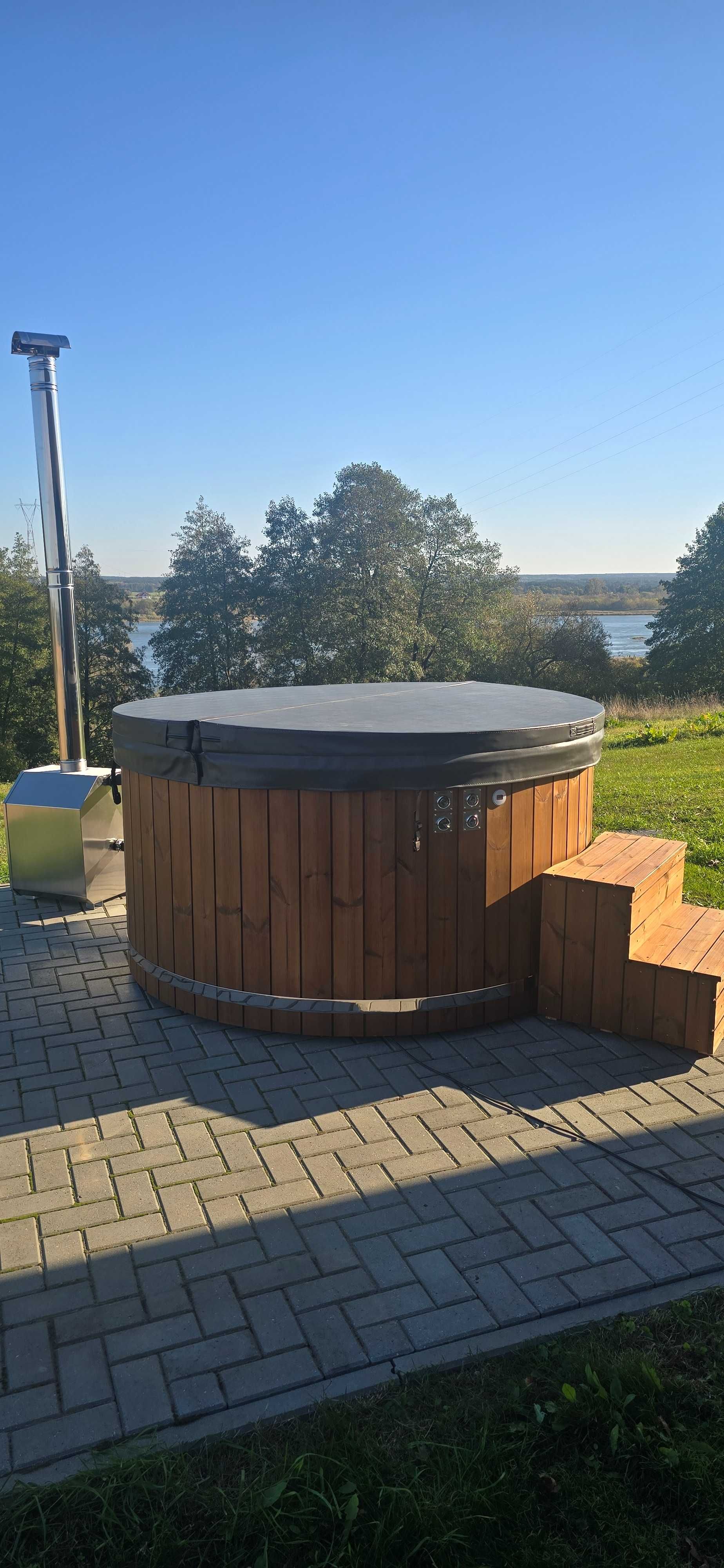 Balia ogrodowa gorąca beczka jacuzzi hydromasaż