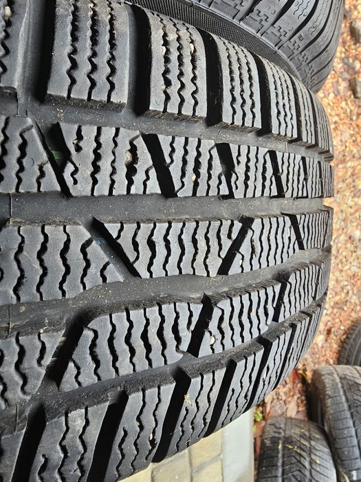 205/60/16 Opony Zimowe Continental  Winter TS-830P 4szt