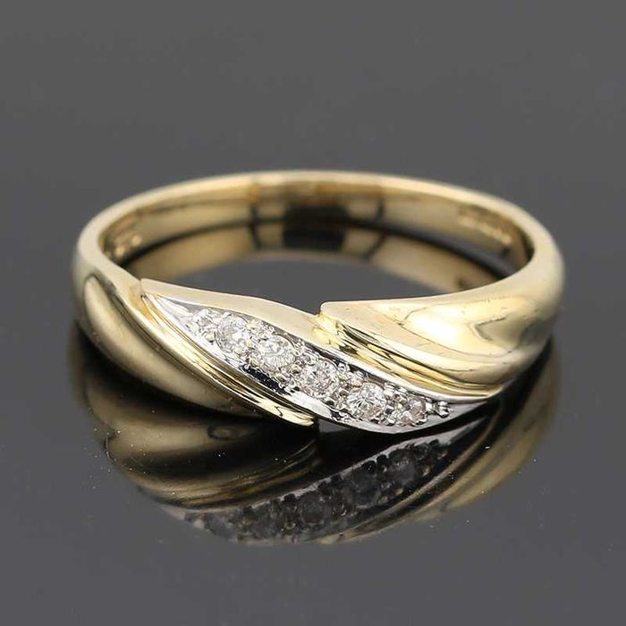 Złoty pierścionek z diamentami obrączka 9K