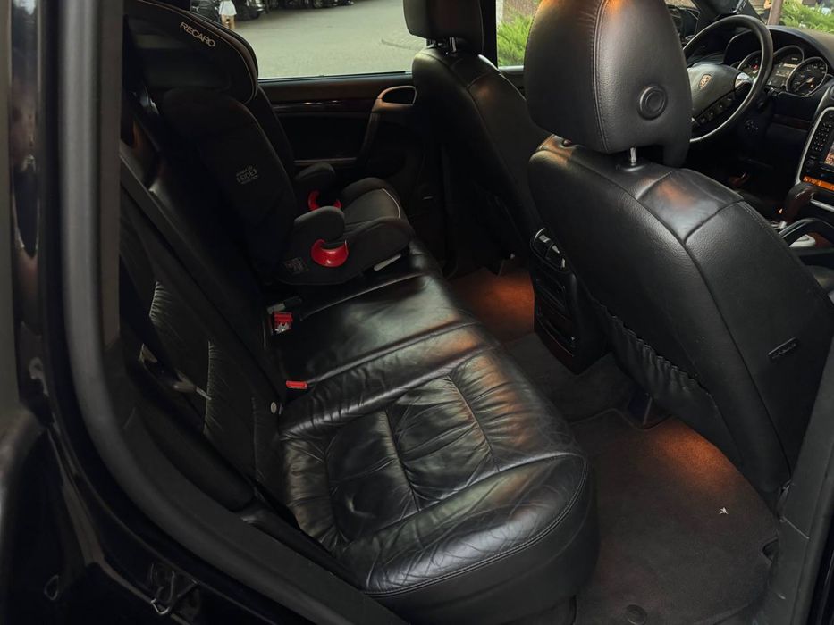 Продам Porsche Cayenne Turbo S 2007