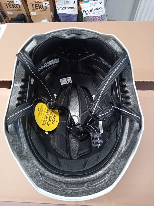 Kask Giro Escape Mips