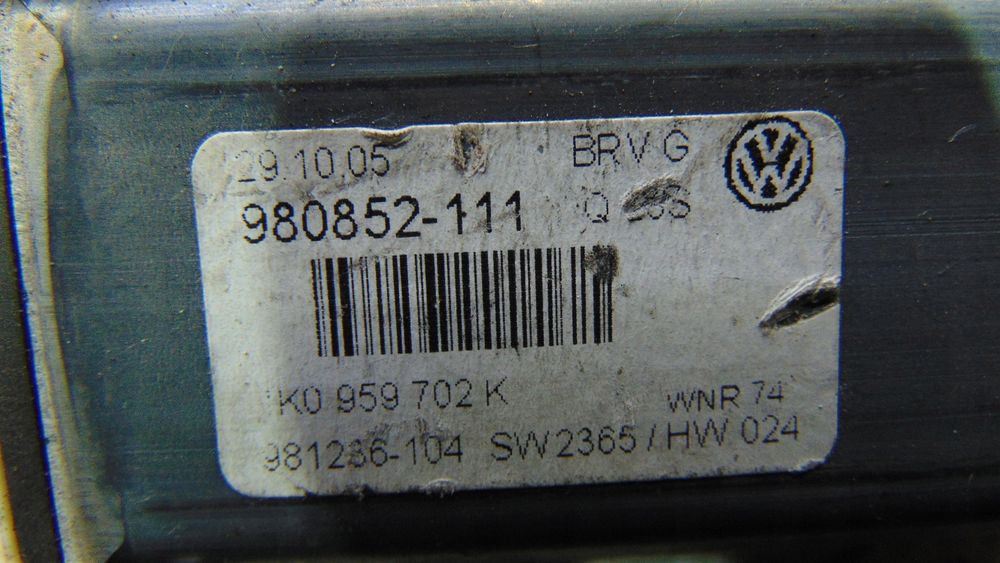 vw passat b6 silniczek szyby prawy przód 1k0959702k