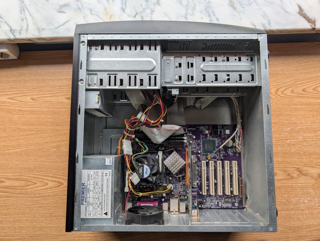 Vendo Computador Fixo