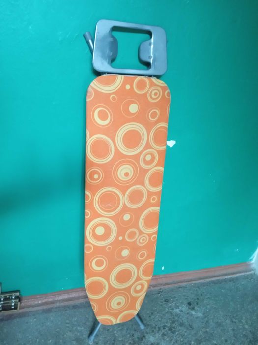 Стіл для прасування.