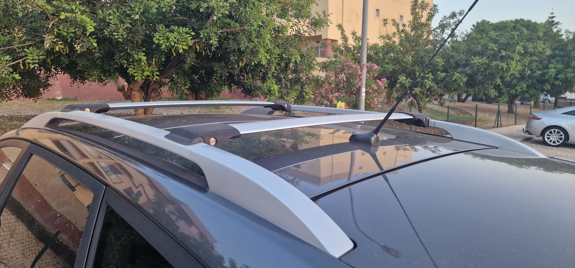 Barras de tejadilho Whispbar