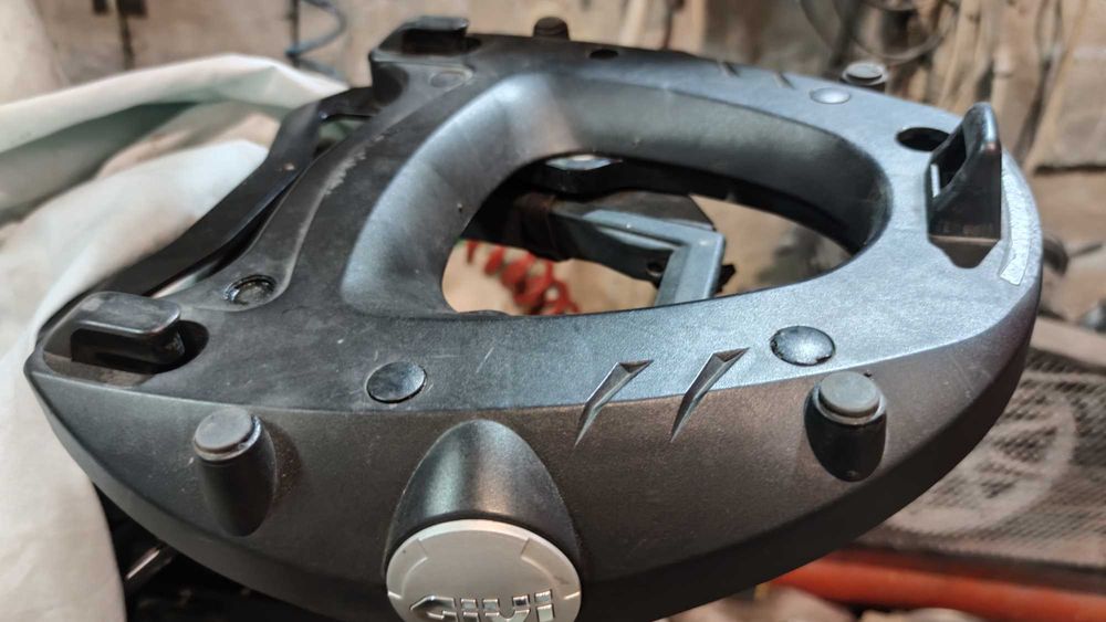 Кофр GIVI Е52 MAXIA мотобагажник кофры