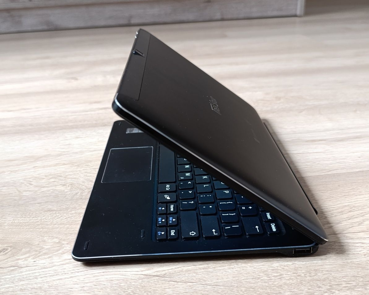 Laptop / Tablet dotykowy TrekStor SurfTab Duo W2