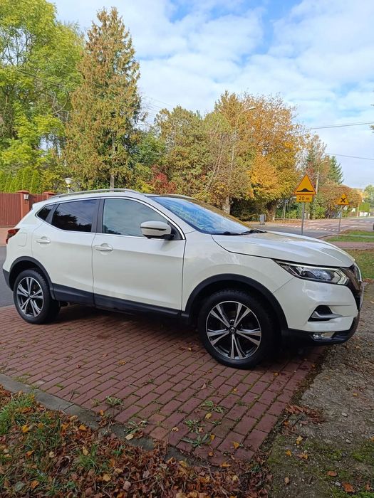 Nissan Qashqai Nissan Quashai, drugi wlaściciel, stan idealny, bezwypadkowy.