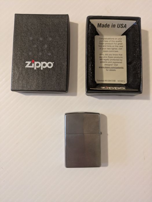 Zapalniczka benzynowa "Zippo". Nowe. Pozdrawiam.