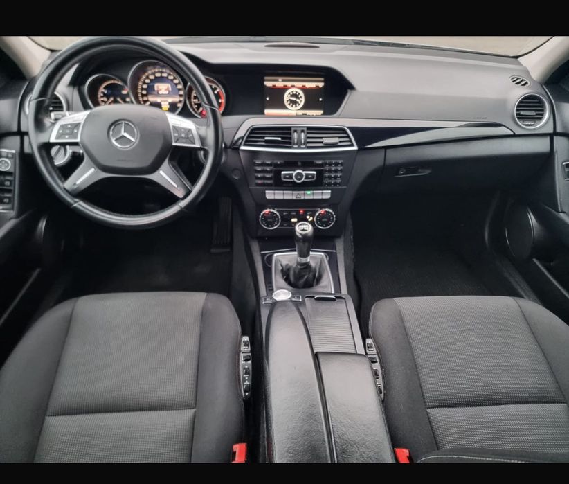 Mercedes W204.  2,2 CDI. Awangarda