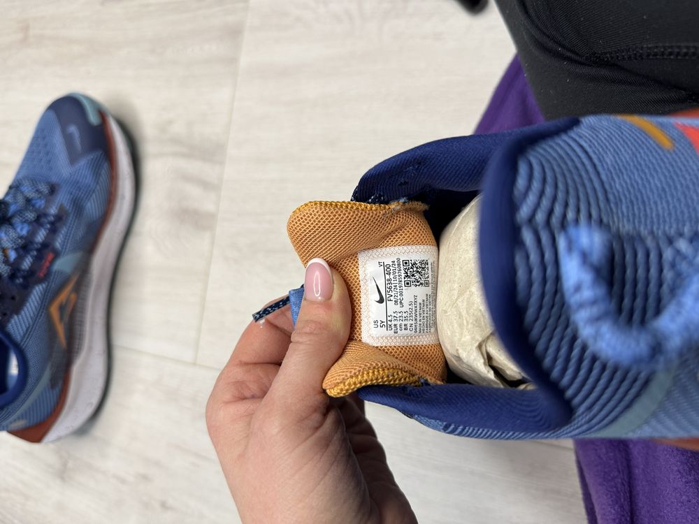 Кросівки підліткові Nike Pegasus Trail 5 FV5638-400