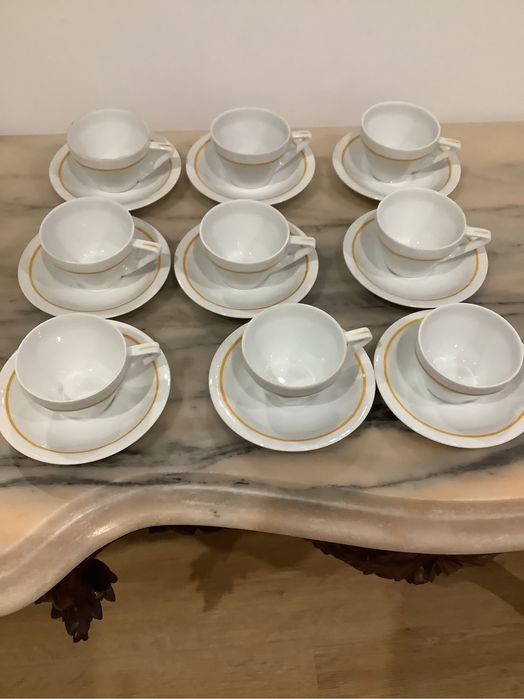 Nove chvenas de cafe da vista alegre ( impecaveis)