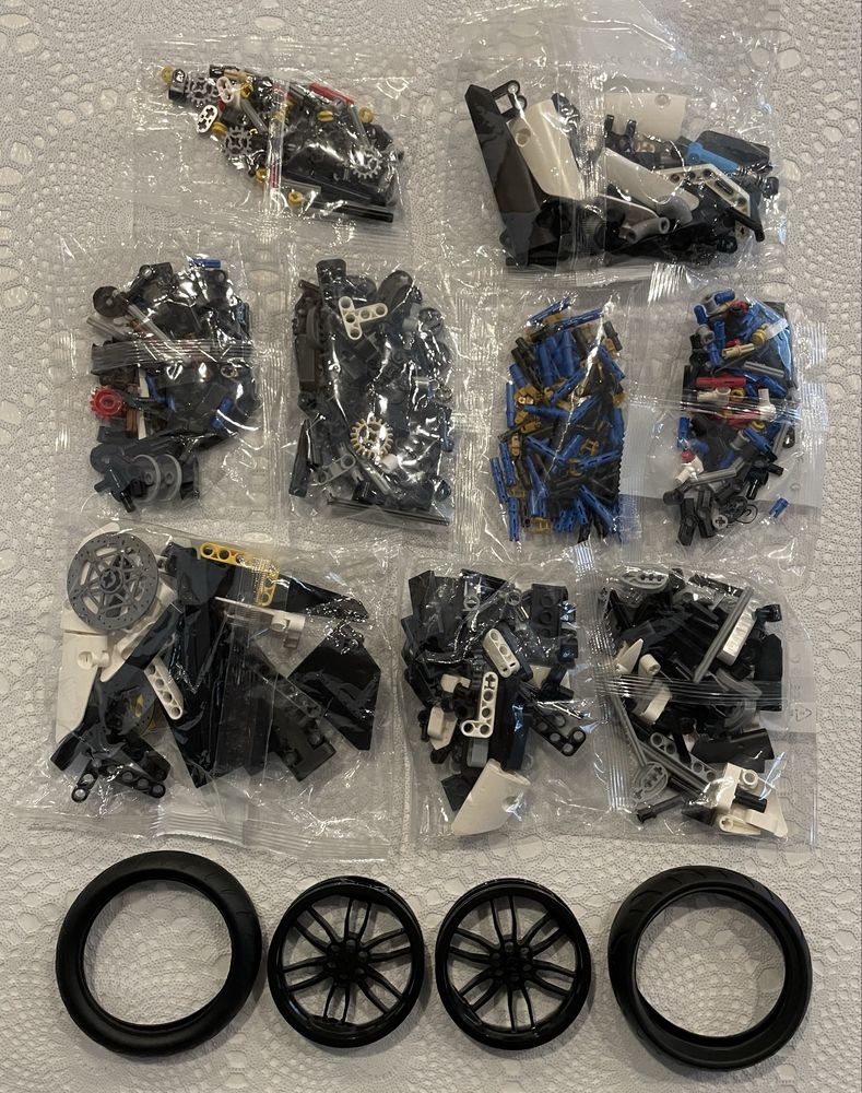 Klocki Motocykl BMW 2808pcs 14+