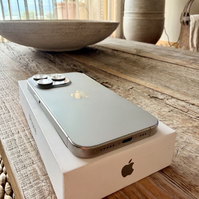 Iphone 15 pro 256gb