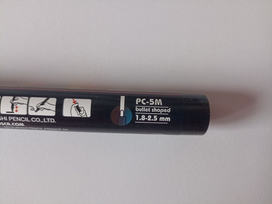 Caneta marcador posca uni preta nova portes incluídos