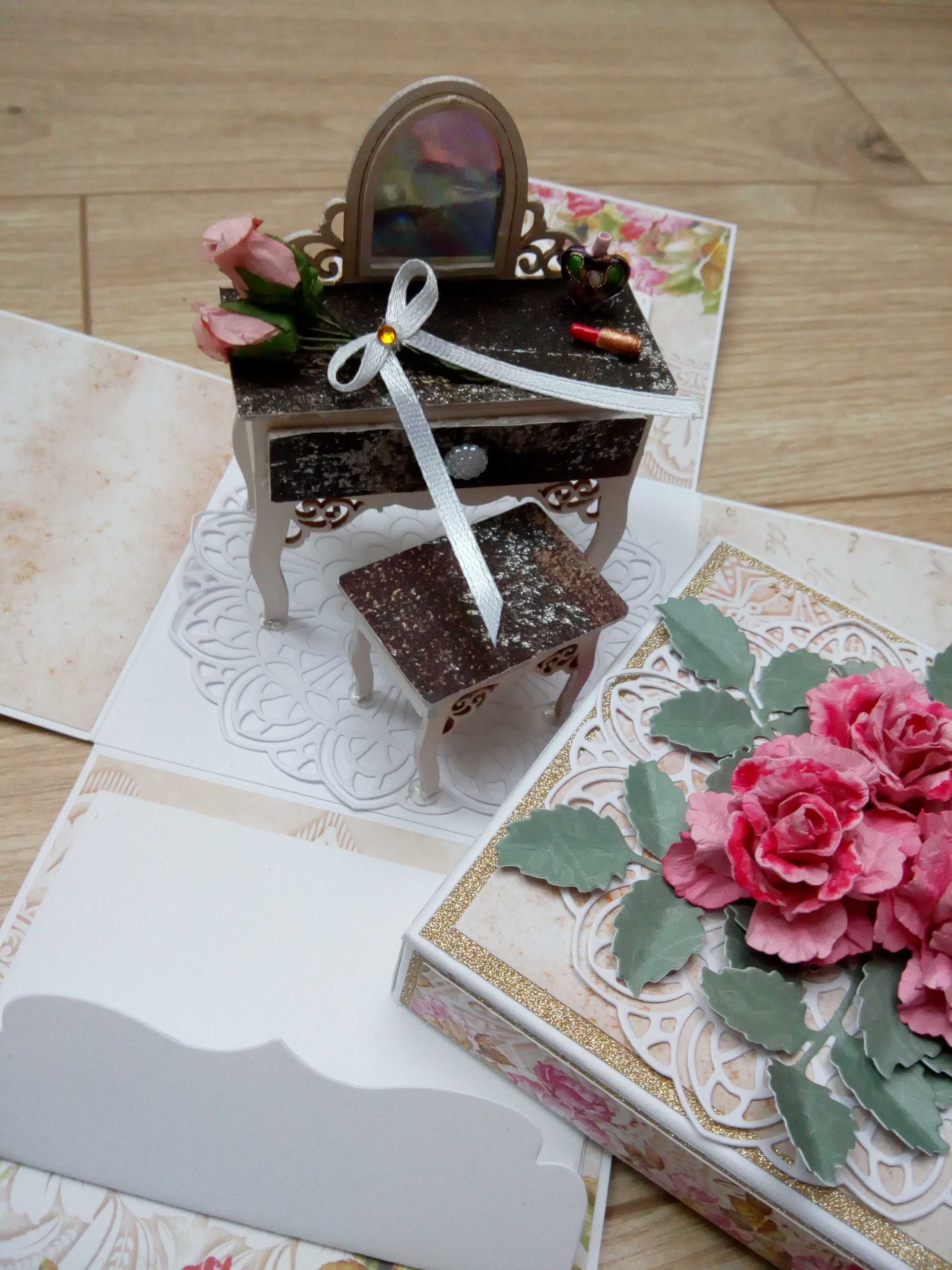 Exploding box pudełko kartka urodzinowa, ślub, rocznica, chrzest