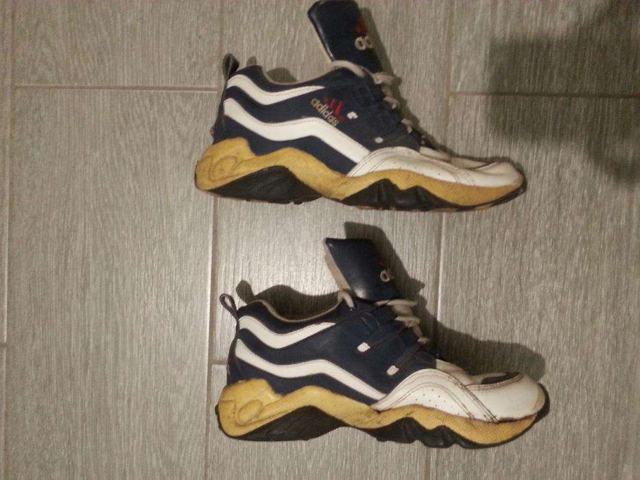 Кроссовки Адидас для девочки, девушки Р. 36 -37