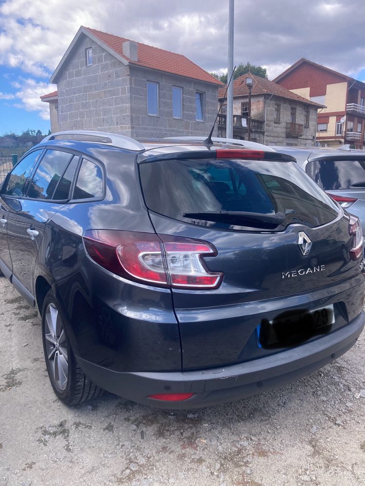 Renault Megane sports tourer 1.5 dci 110 cv