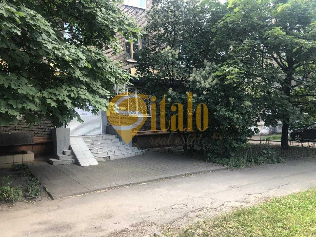 Приміщення в центрі міста по вул. Незалежної України (030)