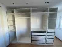 Roupeiro IKEA módulo PAX
