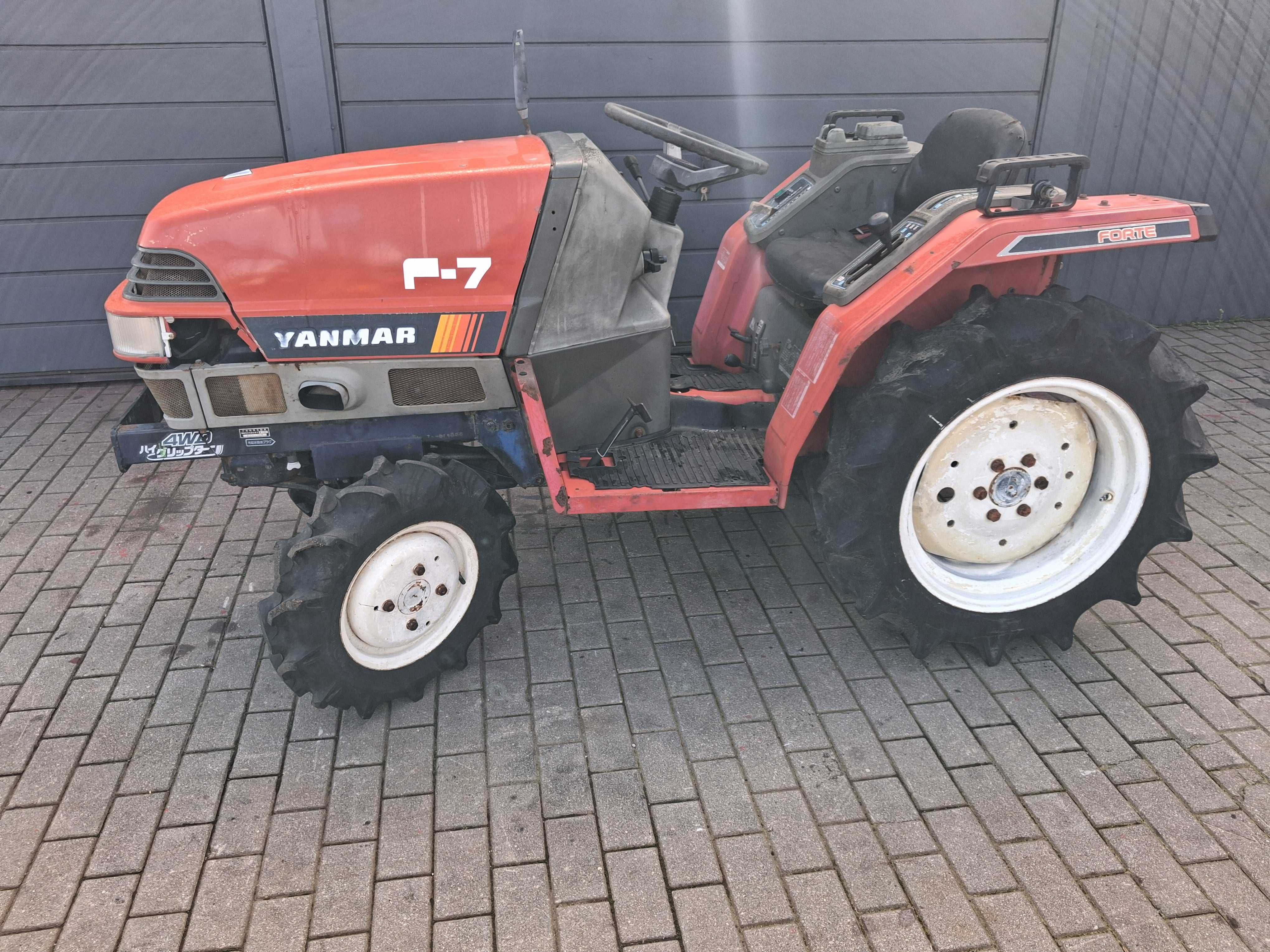 Yanmar F7 4x4 17 KM