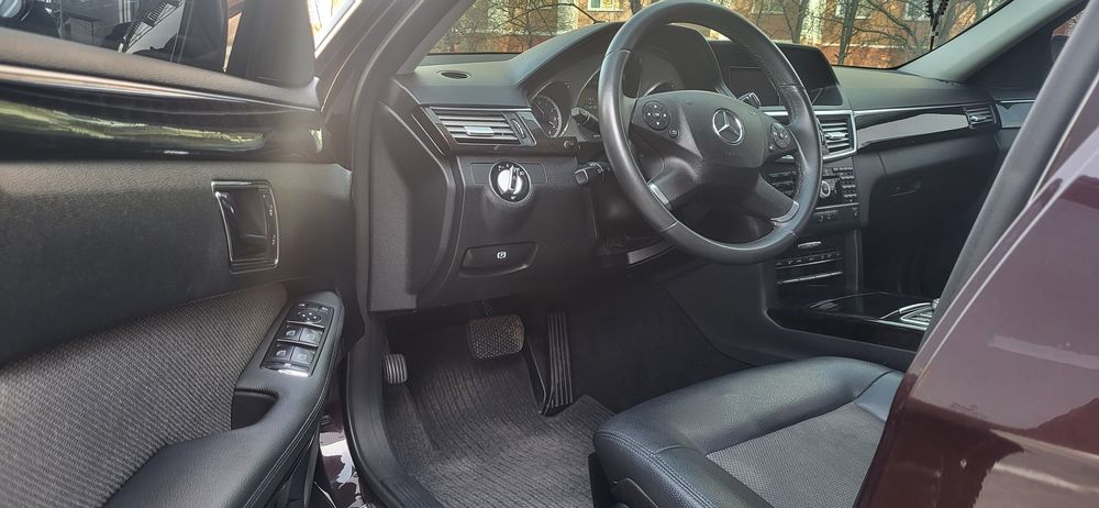 Mercedes-Benz w212 е300