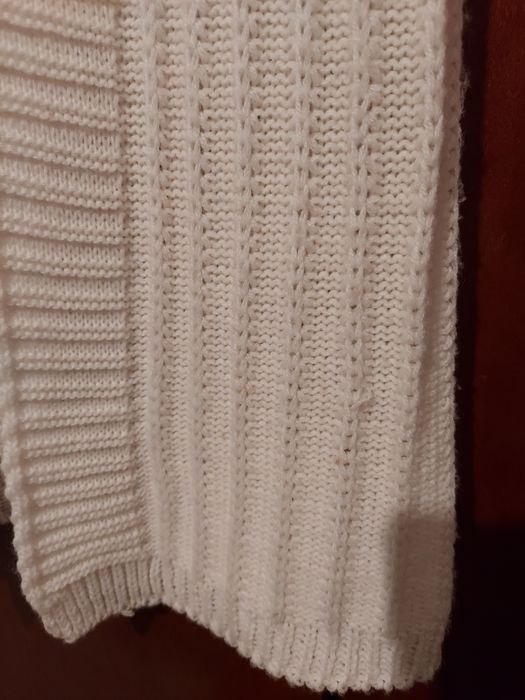 Casaco branco de malha comprido, tamanho S