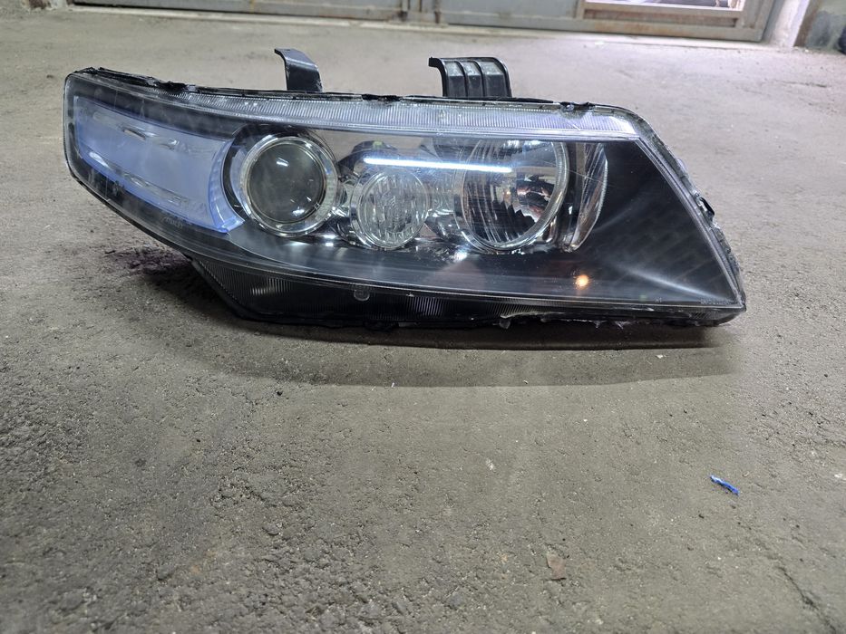 Фара honda accord 7 рест